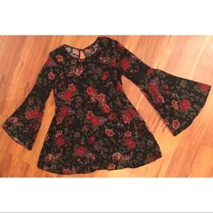 forever 21 witchy bell sleeve floral dress large